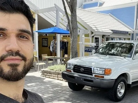 Fan cuồng Land Cruiser đúng nghĩa: Đã sở hữu 24 xe nhưng vẫn chưa thỏa mãn, tháng nào cũng mua thêm 1-2 xe