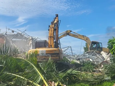 Vụ 79 căn biệt thự xây dựng trái phép ở Phú Quốc: 5 người dân tự nguyện tháo dỡ
