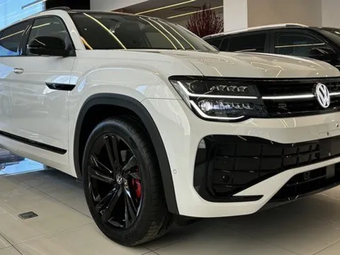 Ảnh chi tiết VW Teramont X tại đại lý: Giá dự kiến 2,168 tỷ, giao xe trước Tết, nhân tố mới cùng tầm Palisade và Explorer