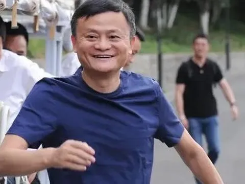 Bất ngờ với hình ảnh hiện tại của Jack Ma: Tỷ phú lẫy lừng một thời vì sao nay chỉ còn là "anh nông dân"?