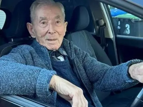 Cụ ông 100 tuổi vẫn lái Kia Morning hàng ngày: Lái xe từ năm 13 tuổi, kinh nghiệm 87 năm, từng lái cả xe hạng nặng trong Thế chiến 2