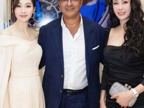 Hoa hậu Đặng Thu Thảo diện trang sức đắt đỏ, hội ngộ cùng đàn chị Hà Kiều Anh