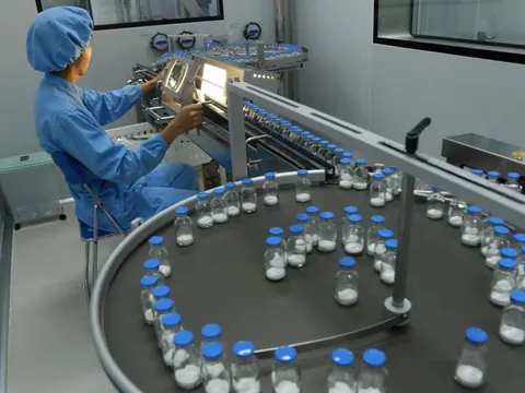 Nhiều cơ hội tăng trưởng mới cho dược phẩm nội