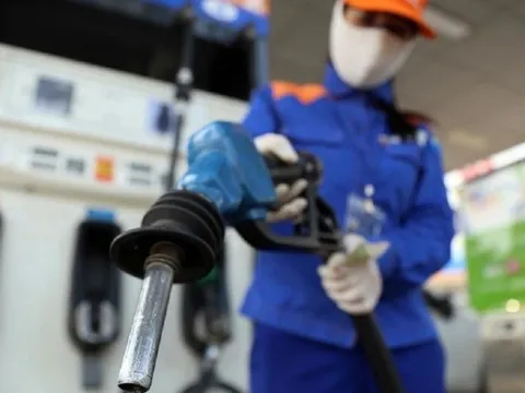 Việt Nam nhập khẩu xăng dầu từ nước nào nhiều nhất trong năm 2023?