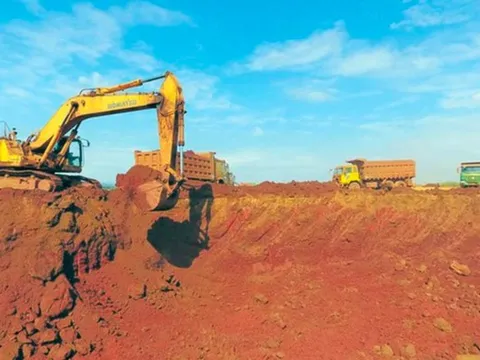 Không chỉ siêu dự án khu du lịch 30.000 tỷ, 1 đại gia còn đề xuất làm DA bô-xít - "kho báu" Hòa Phát, Thaco, Đức Giang muốn rót hàng tỷ USD vào đầu tư