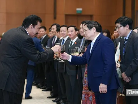 Thủ tướng Chính phủ và Phu nhân gặp mặt Đoàn Ngoại giao nhân dịp Tết cổ truyền