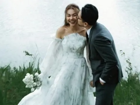 Thanh Hằng khoe bức ảnh cưới chưa từng được công bố, ngọt ngào khiến netizen phát hờn