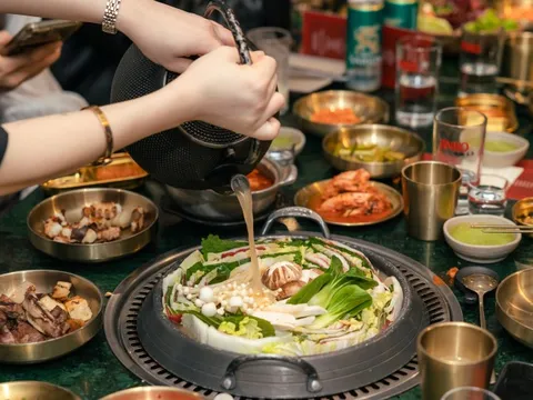 Lạc giữa xứ sở kim chi ở ngay Hà Nội với tiệc BBQ chuẩn 100% người Hàn: Tuyển chọn từng miếng thịt ‘lên mâm’ đến món đồ uống độc đáo