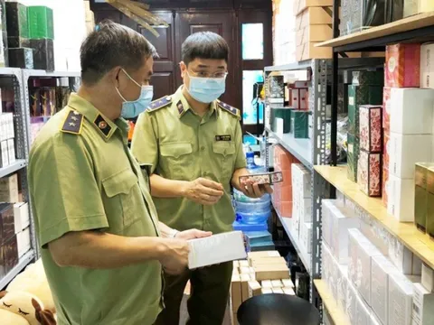 Hậu kiểm các cơ sở sản xuất, kinh doanh mỹ phẩm trên địa bàn Tp.Hà Nội