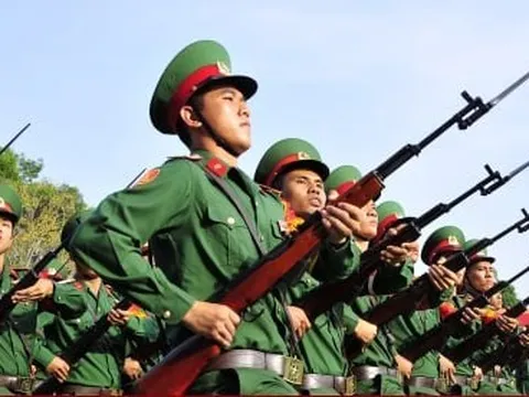 Xây dựng 3 bảng lương và phụ cấp đối với lực lượng vũ trang