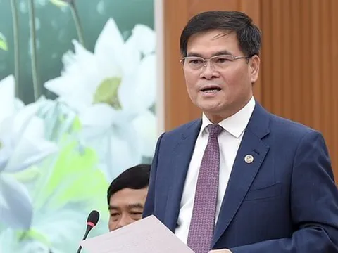 Thủ tướng bổ nhiệm 2 Thứ trưởng; phê chuẩn Phó Chủ tịch UBND tỉnh