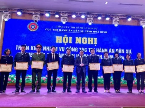 Hòa Bình: Chi hội Luật gia Cục Thi hành án triển khai đồng bộ công tác năm 2024 