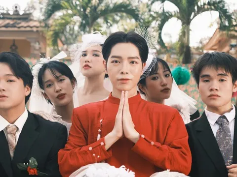 Nam ca sĩ độc thân nhưng chuyên hát nhạc yêu đương cầu hôn, được ví như “ông hoàng Valentine”: Ra sản phẩm mới với quyết tâm “thoát ế”