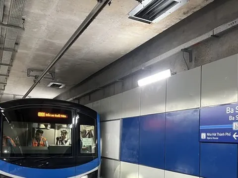 Tàu metro số 1 TPHCM chạy thử nghiệm liên tục trong dịp Tết Nguyên đán
