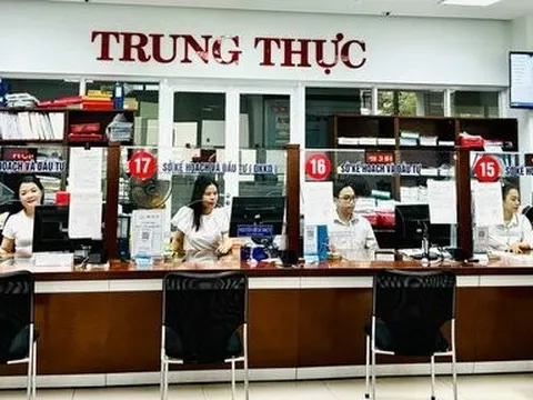 Chủ tịch thành phố Đà Nẵng tặng Bằng khen cho 4 tập thể