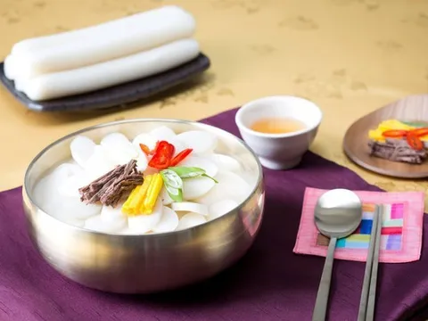 Món ăn biểu tượng trong ngày Tết tại Hàn Quốc: Được giới quý tộc thời xưa ưa chuộng, chỉ dùng 1 nguyên liệu nhưng mang ý nghĩa đặc biệt