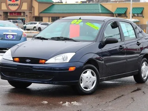 Ford Focus 22 năm tuổi có giá gần gấp rưỡi hồi mua mới: Như vừa bóc nilon, công nghệ sẽ khiến nhiều người lăn tăn