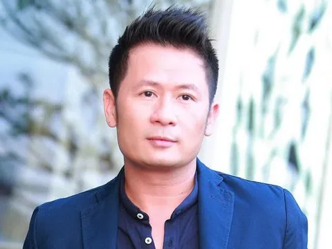 Từng “giấu” bạn gái mới rất kỹ, Bằng Kiều giờ mới tiết lộ lý do “quay xe” để công khai: Cảm thấy viên mãn ở tuổi 50