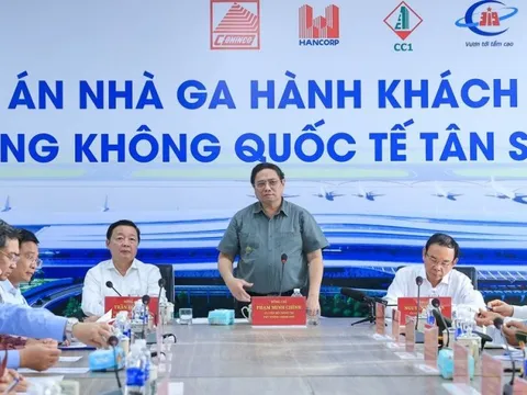 Thủ tướng: Phấn đấu hoàn thành ga T3 Tân Sơn Nhất đúng dịp 30/4/2025