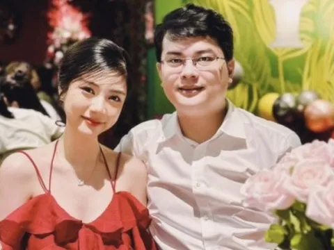 Vụ hot girl giàu có chia tay bạn trai streamer theo cách gây sốc: 2 tháng sau, đàng trai hẹn ra công viên khóc 2 tiếng rồi… quay lại