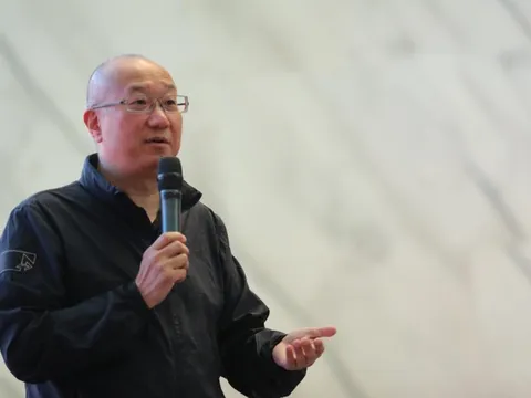 Vì sao càng chăm chỉ càng nghèo? Tỷ phú BĐS chỉ ra 3 ĐIỀU tuyệt đối không làm, nếu không sự nghiệp xuống dốc không phanh, sự nghiệp bết bát