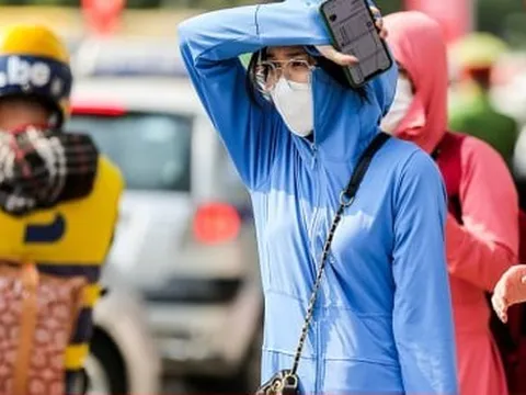 Tuần tới nhiệt độ Hà Nội cao bất thường, nóng như đầu hè