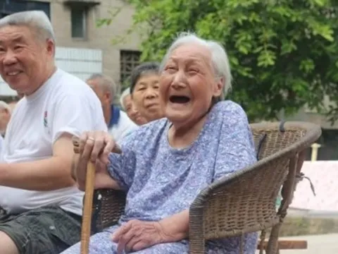 Tuổi 60 mới nhận ra: Khi còn trẻ, dù nghèo đến mấy cũng phải dạy con 3 điều này, như thế mới là bậc cha mẹ khôn ngoan