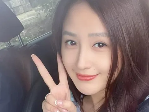 Hoa hậu Mai Phương Thuý cuối cùng đã chịu công khai người yêu giấu mặt?