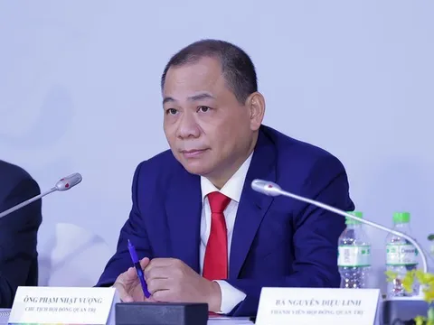 Tài sản ông Phạm Nhật Vượng tăng hơn 10.000 tỷ trong 3 ngày, lời của tỷ phú lại ứng nghiệm "Giá VIC rất thấp so với giá trị thực, anh chỉ mất khi anh bán, chưa bán thì chưa mất gì cả"