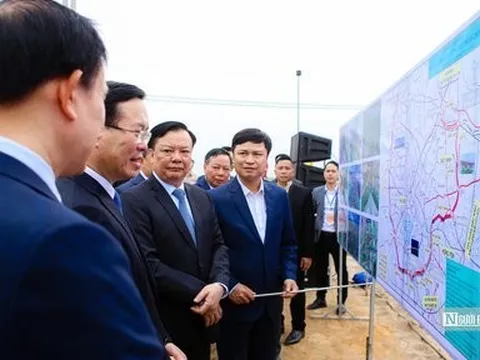 Chủ tịch nước kiểm tra tiến độ Vành đai 4 - vùng Thủ đô