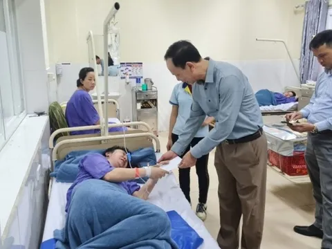 Quảng Ninh: Gần 60 công nhân phải nhập viện nghi do ngộ độc khí nén