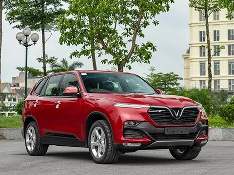 Gần 100 ô tô Vinfast bị loạt ngân hàng rao bán để thu hồi nợ, giá chỉ từ 500-700 triệu đồng/chiếc