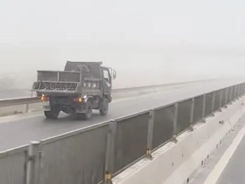 Phạt 17 triệu đồng tài xế xe tải chạy ngược chiều trên cao tốc Nghi Sơn – Diễn Châu