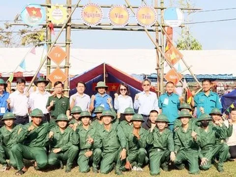 Bình Phước: Hơn 1.600 thanh niên hăng hái lên đường nhập ngũ