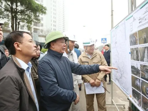 Bí thư Hà Nội thị sát nhà máy xử lý nước thải Yên Xá