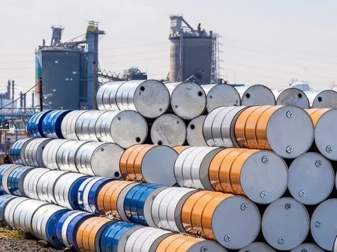 Giá xăng dầu hôm nay 3/3: Giá dầu thế giới biến động mạnh