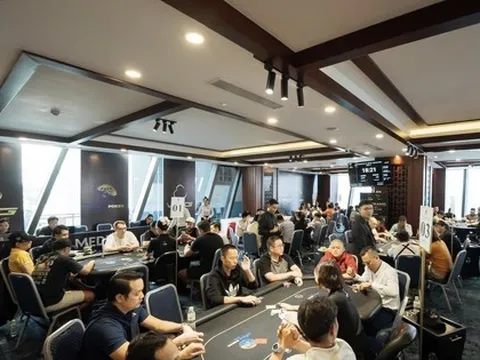 Giải đấu Poker tại Nha Trang ngang nhiên hoạt động dù đã bị đình chỉ