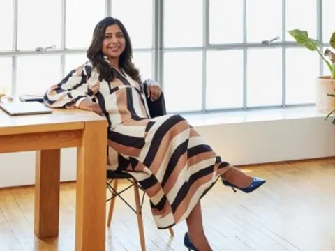 Bà mẹ 50 tuổi xây dựng công ty khởi nghiệp trị giá 32 nghìn tỷ VNĐ lấy cảm hứng từ những chiếc xe buýt trường học "không đáng tin cậy"