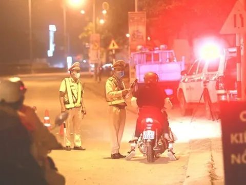 Livestream "báo chốt" nồng độ cồn, bị phạt 7,5 triệu đồng