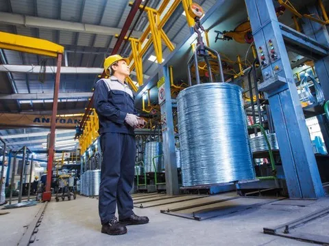 Hòa Phát liên tiếp báo tin vui cho cổ đông: Sản lượng bán hàng tăng 32% từ đầu năm, cổ phiếu lên đỉnh 22 tháng, ký biên bản ghi nhớ "siêu dự án" 5 tỷ USD