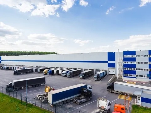 Một doanh nghiệp vừa lên sàn HOSE tham vọng làm "công viên logistics" khắp Việt Nam: Dùng kỹ sư trình độ Đại học thay vì công nhân, giảm tới 70% lao động