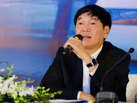 Phản ứng của ông Trần Đình Long khi được báo về chuyến đi lớn nhất lịch sử sàn chứng khoán: 800 nhà đầu tư đăng ký tham quan Hòa Phát - Dung Quất, gấp 3 lần dự kiến