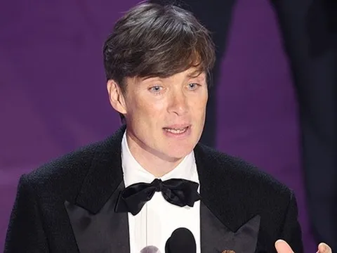 Diễn viên vừa giành tượng Oscar: Từng học Luật nhưng quyết "quay xe" vì lý do đặc biệt, 7 chữ nói hồi năm nhất khiến ai cũng sốc