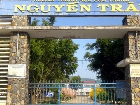 Mức án nào cho nữ sinh lớp 12 dùng dao đâm nữ sinh lớp 11 tử vong?