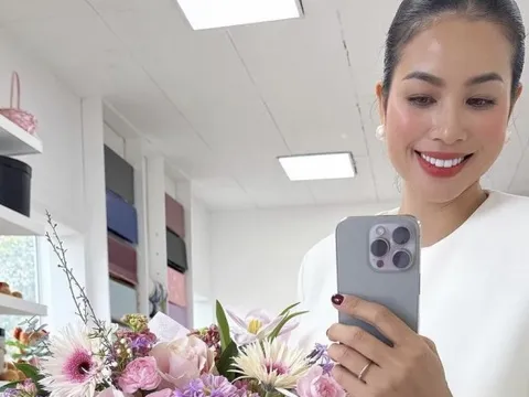 Phạm Hương có phản ứng đầu tiên sau khi bị soi dấu hiệu lạ nghi trục trặc với chồng đại gia