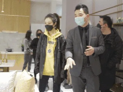 Livestream bán nhà không còn là điều tưởng tượng: Căn hơn 11 tỷ áp mã giảm giá chỉ còn 7,2 tỷ, chốt luôn trên live