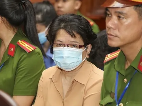 Cựu Cục trưởng Đỗ Thị Nhàn nói 'xấu hổ' vì nhận 5,2 triệu USD