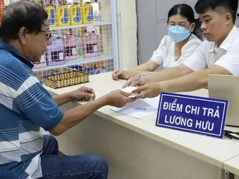 Bộ Tài chính phản hồi thế nào trước đề xuất tăng 15% lương hưu?