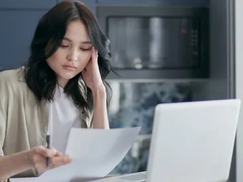 Cẩm nang thoát nợ: Phương pháp "cầu tuyết" trong giải quyết nợ nần