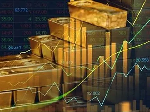 Giá vàng “leo núi, lao vực” và câu chuyện tránh độc quyền vàng miếng